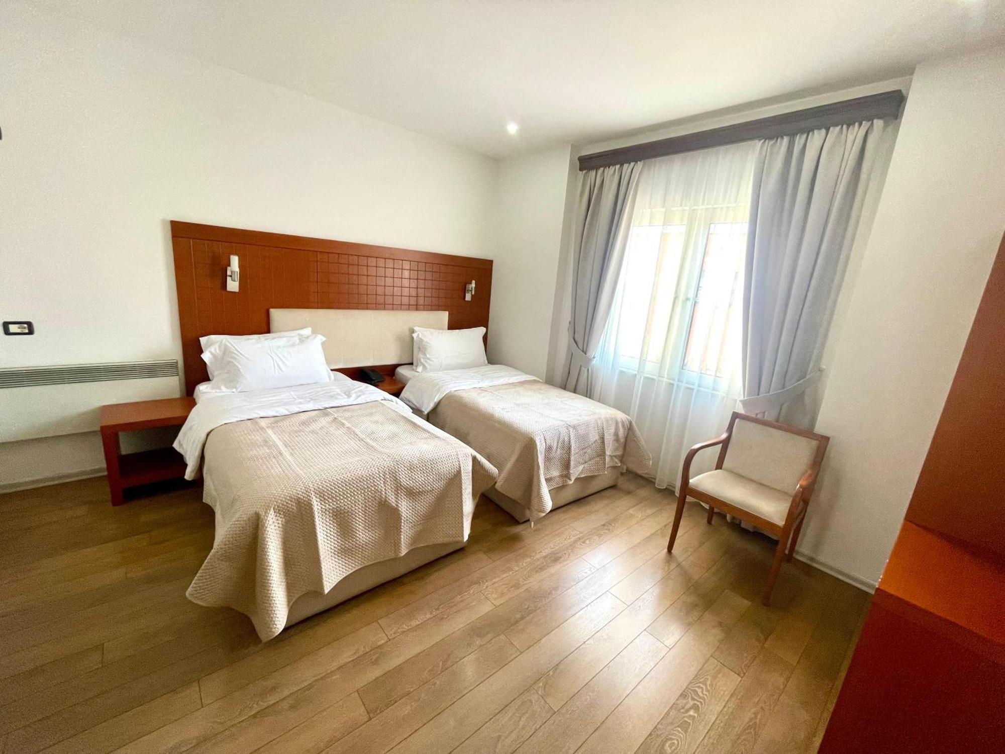 Hotel 5 3*