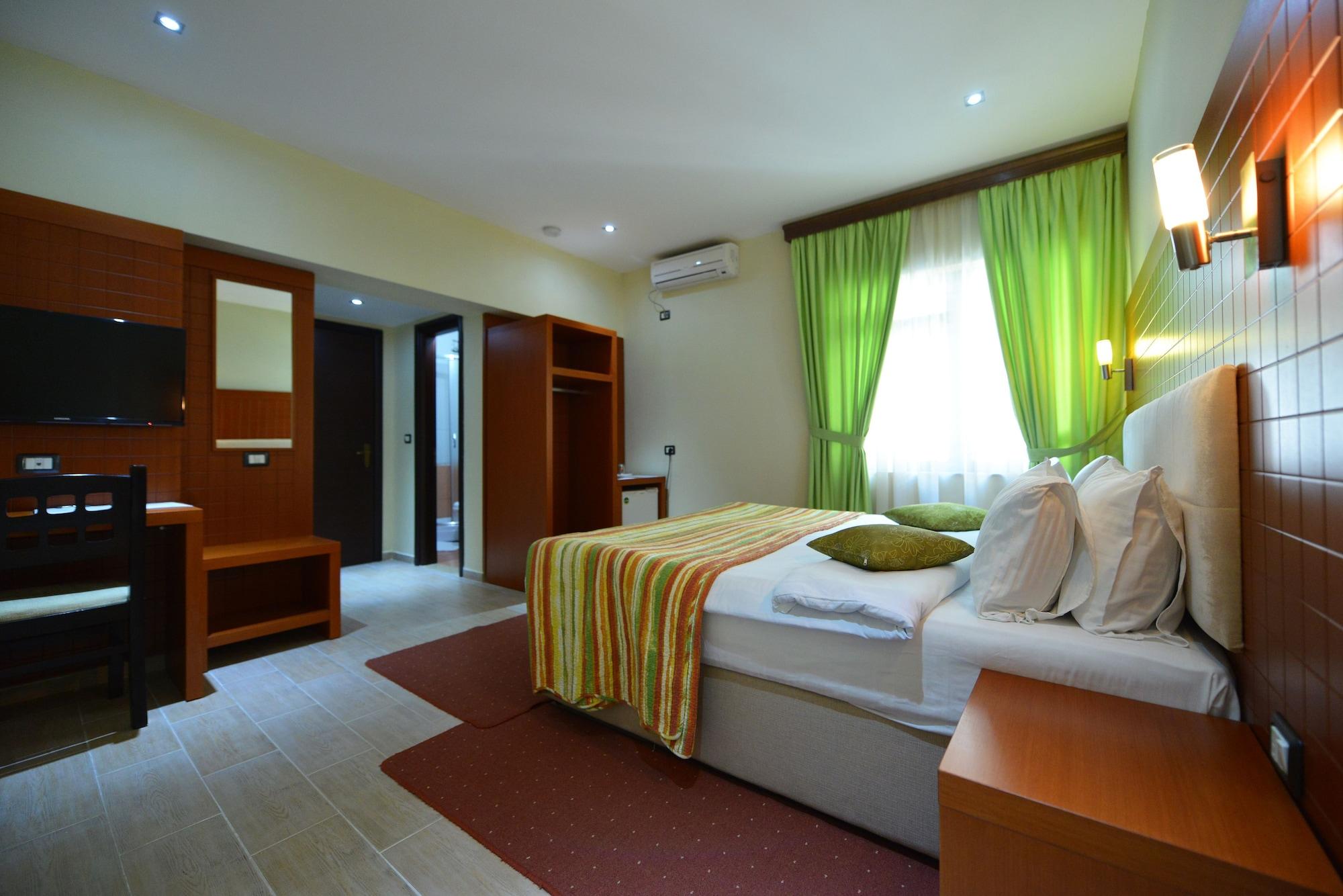 Hotel 5 3*