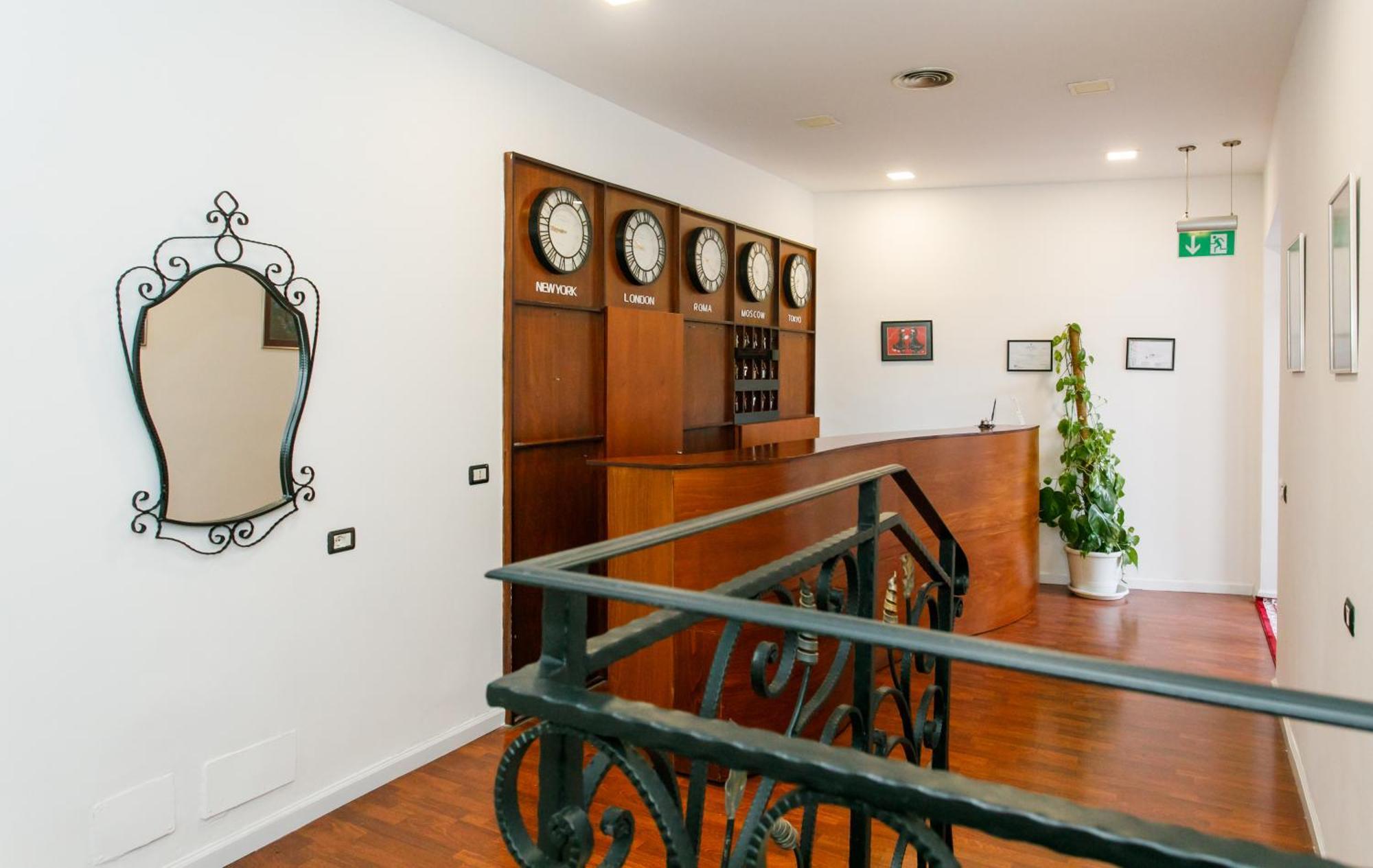 5 Hotel Tirana